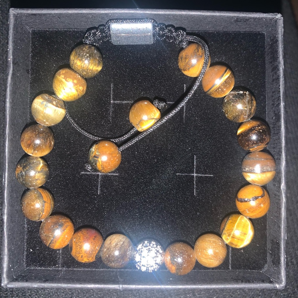 Elegant Brown Beaded Bracelet